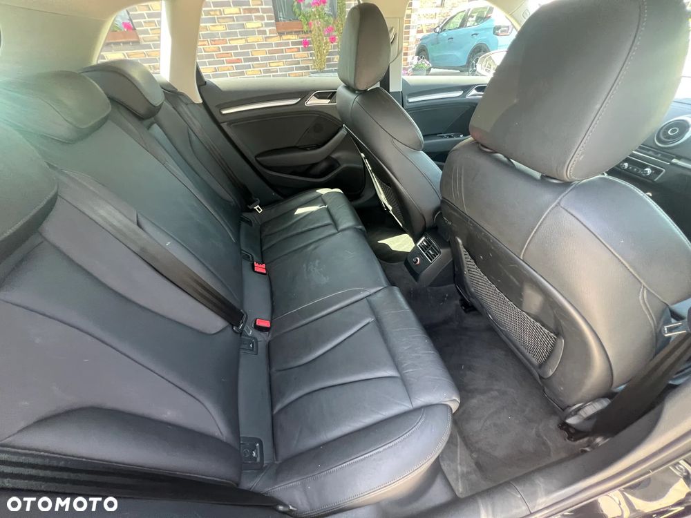 Audi A3 Sportback - 19