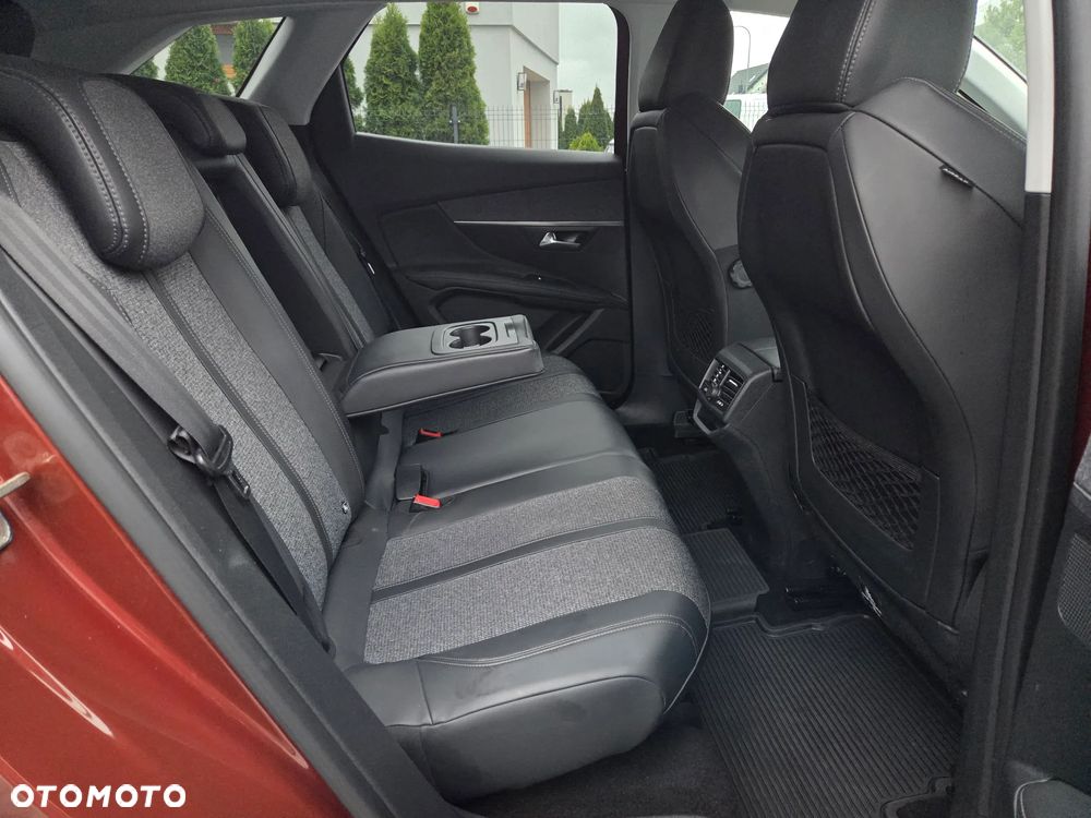 Peugeot 3008 BlueHDi 120 Stop & Start EAT6 Allure - 29
