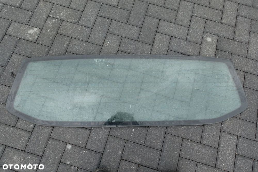 SZYBA ŚCIANY GRODZIOWEJ VW T5 DOKA - 1