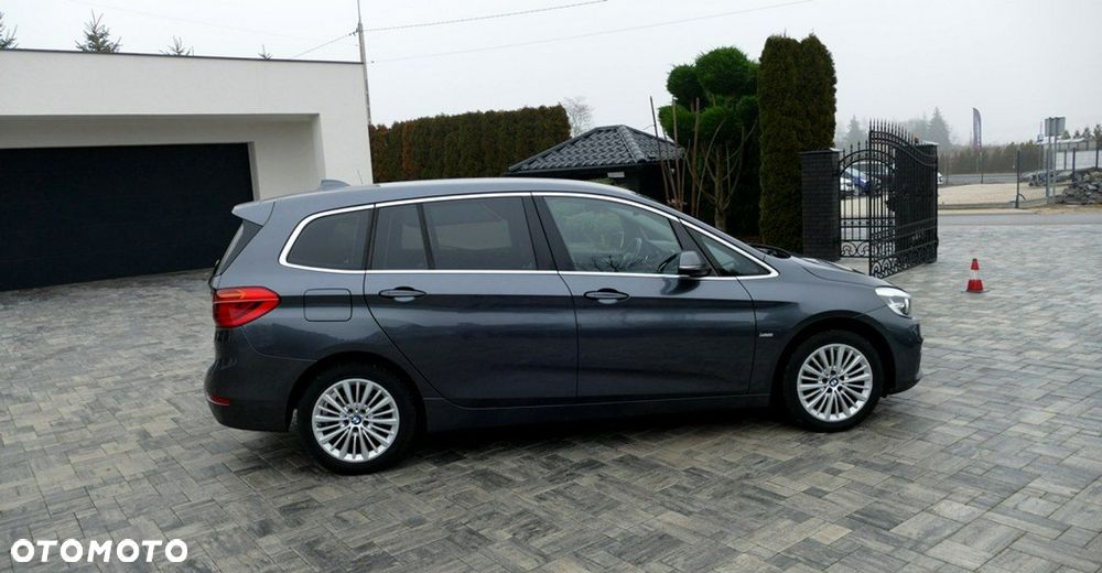 BMW Seria 2 216d Luxury Line - 16