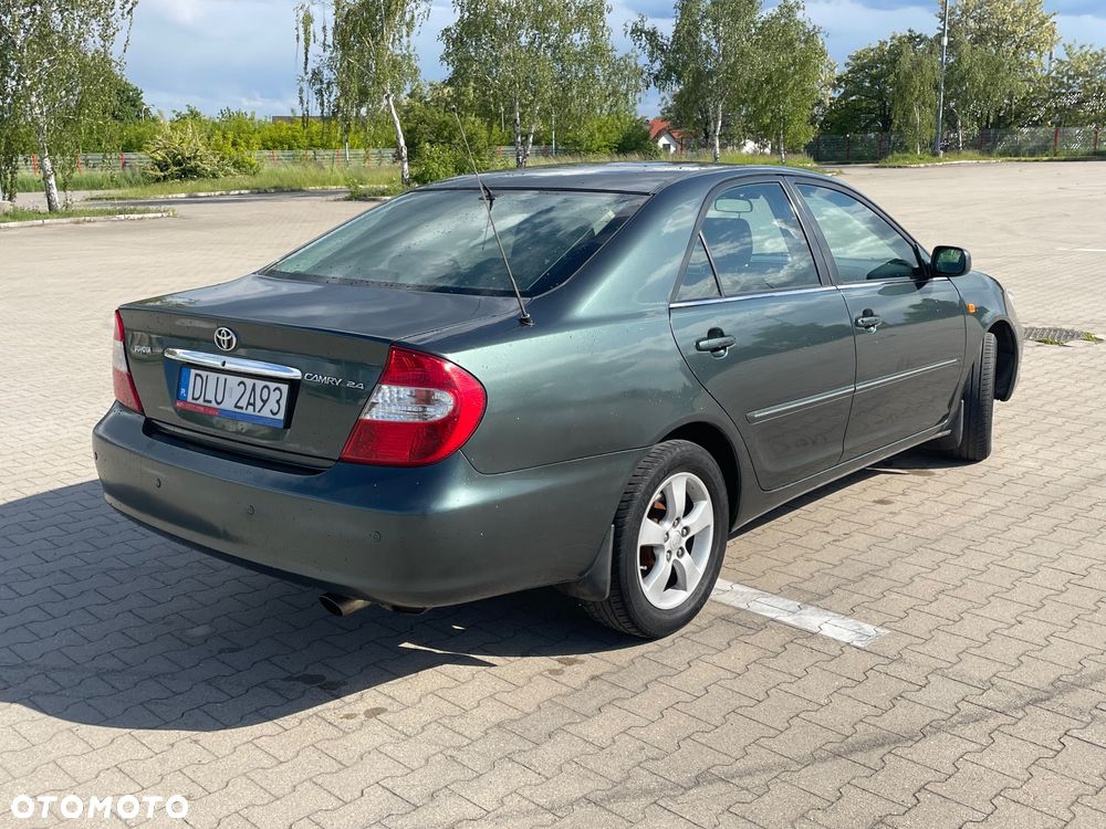 Toyota Camry 2.4 VVT-i - 9