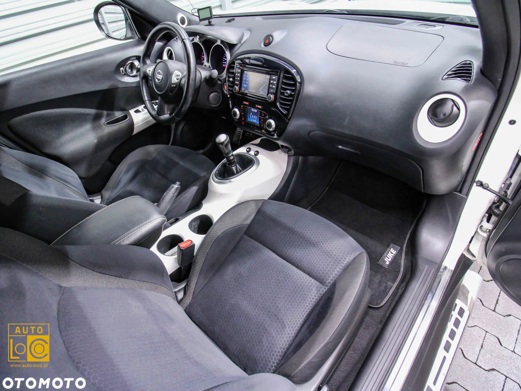 Nissan Juke 1.6 DIG-T Tekna - 9