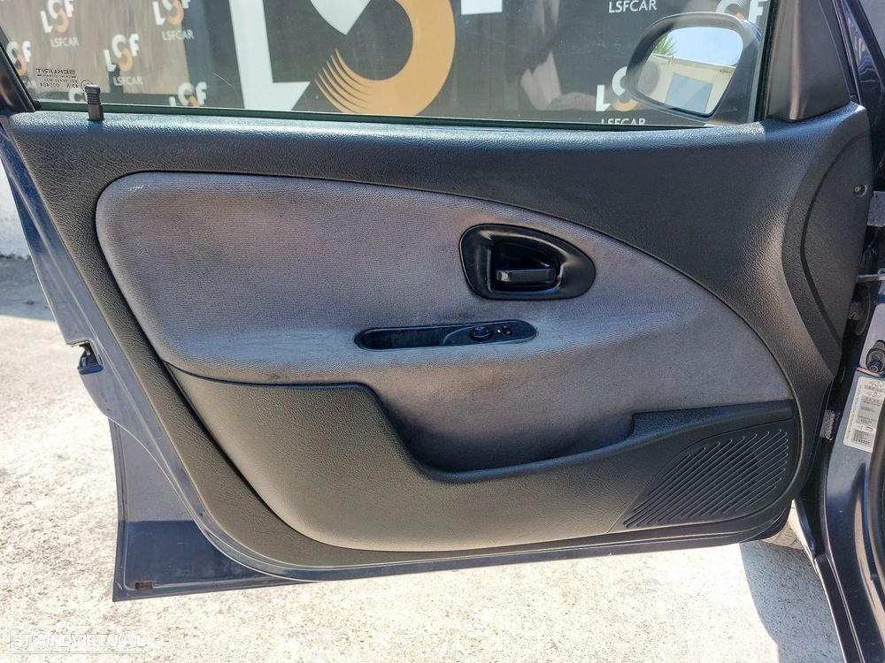 Citroën Saxo 1.5 D Exclusive - 14
