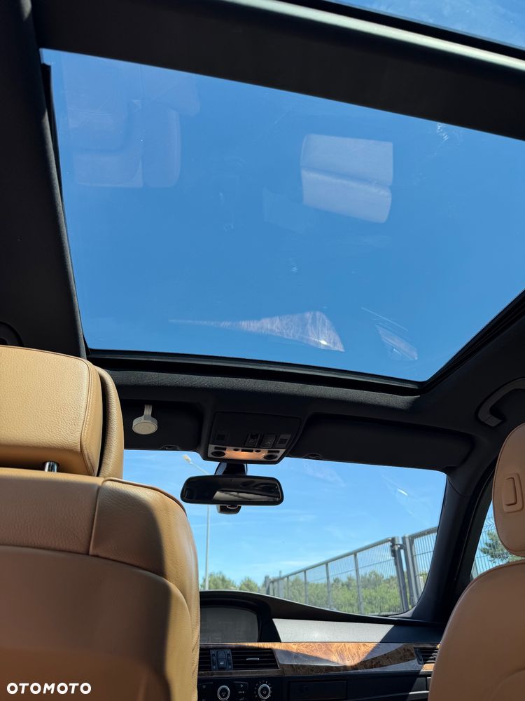 BMW Seria 5 520d - 17