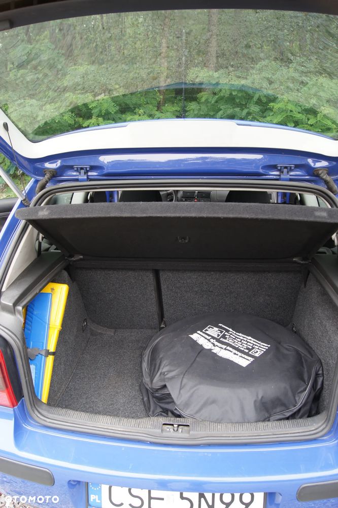 Volkswagen Golf - 10