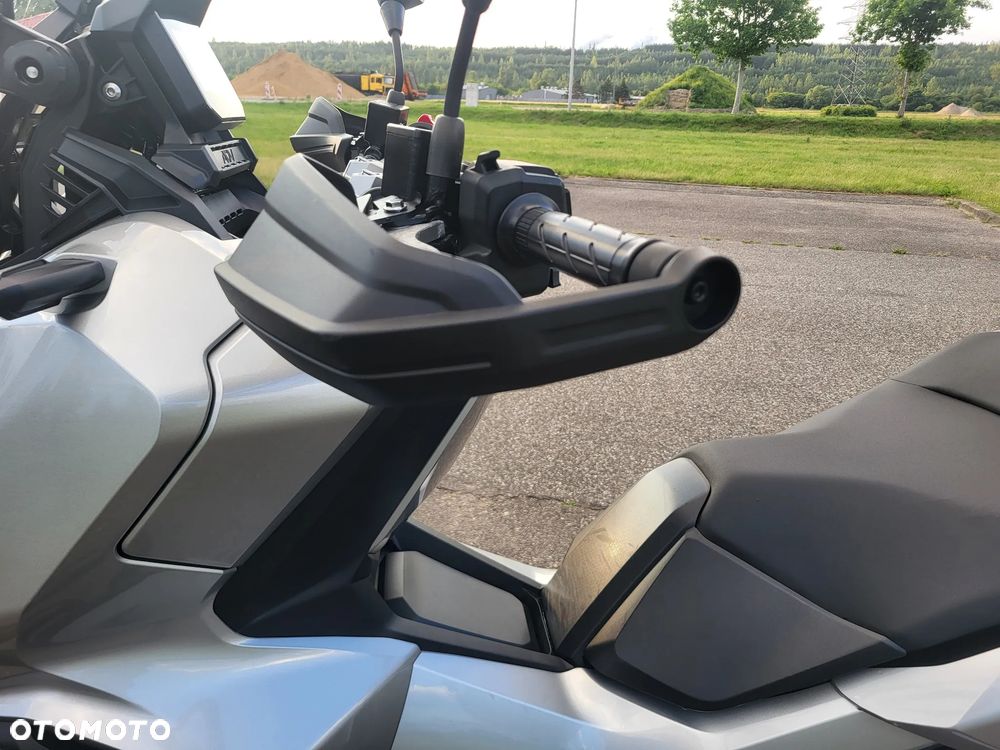 Honda ADV350 - 15