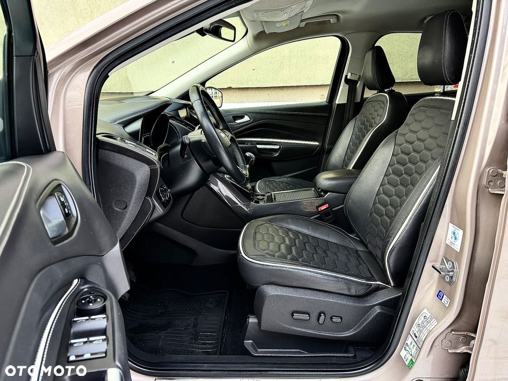 Ford Kuga Vignale 1.5 EcoBoost FWD ASS - 19