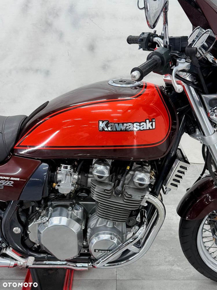 Kawasaki Zephyr - 16
