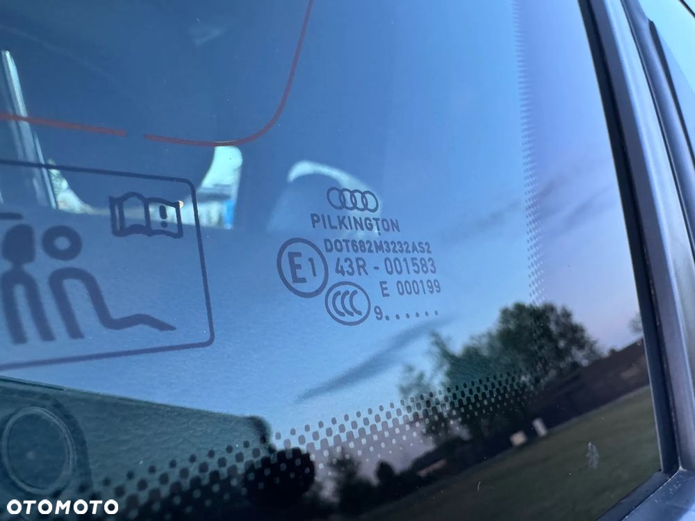 Audi A4 Avant 2.0 TDI - 32
