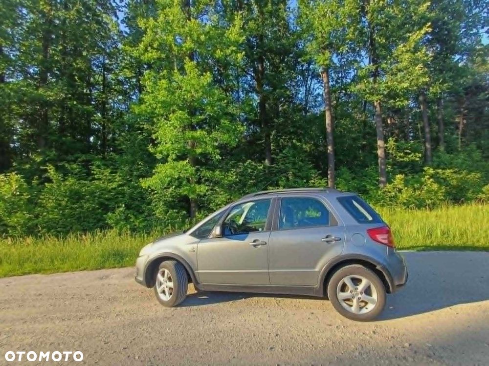 Suzuki SX4 - 2