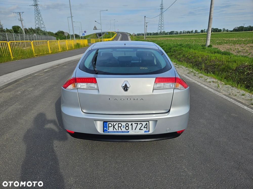 Renault Laguna 1.6 16V 110 Emotion - 27