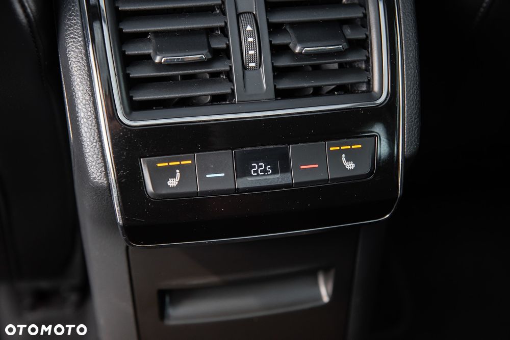 Skoda Superb 2.0 TDI 4x4 DSG Premium Edition - 31
