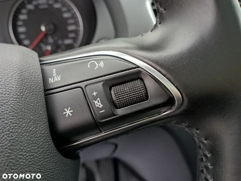 Audi Q3 - 18
