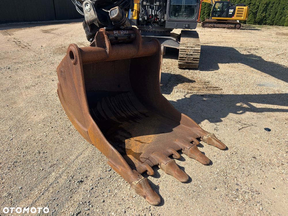 Volvo EC 250 EL - 16