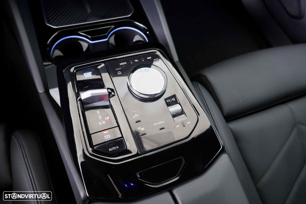 BMW i5 eDrive40 Pack Desportivo M - 47