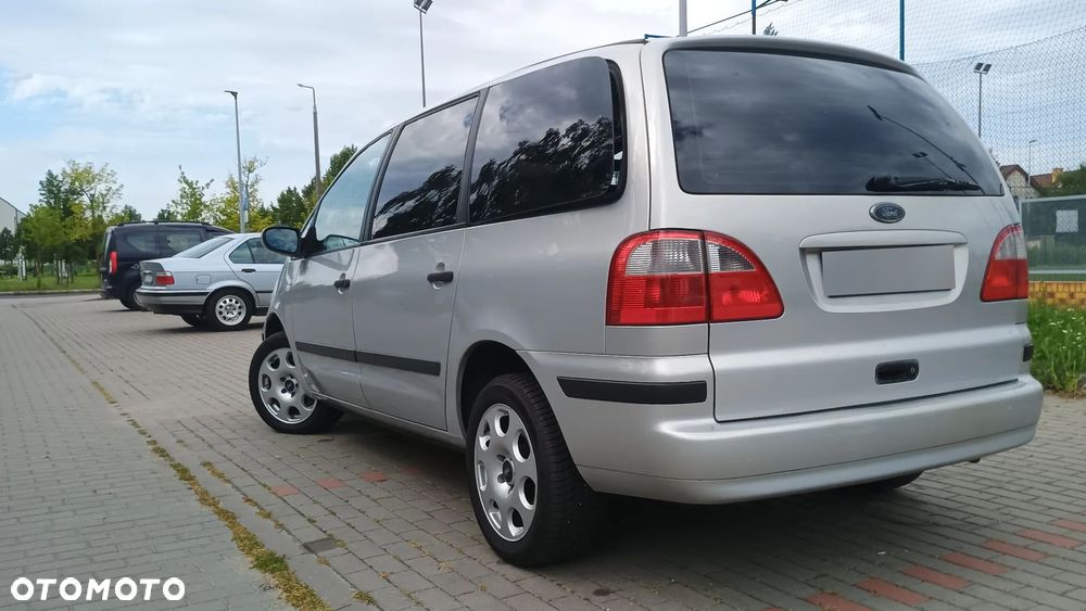 Ford Galaxy 2.0 - 4