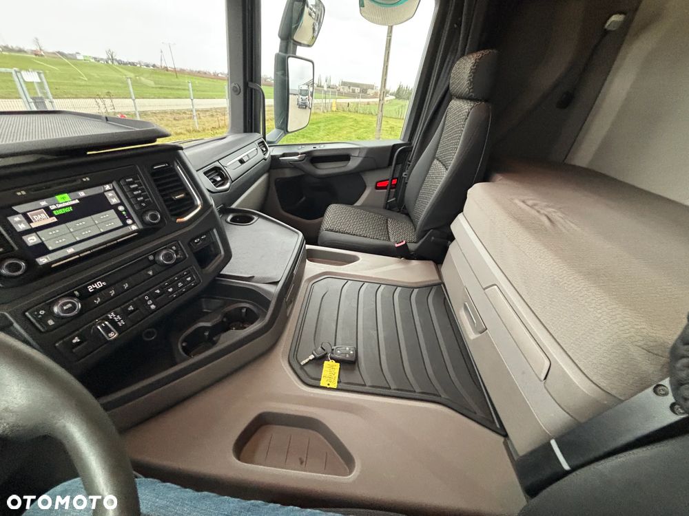 Scania G 500 XT  4x4 stały napęd , hydraulika do wywrotu, na poduszkach , stan TOP , sprowadzona z Niemiec, serwisowana , - 28