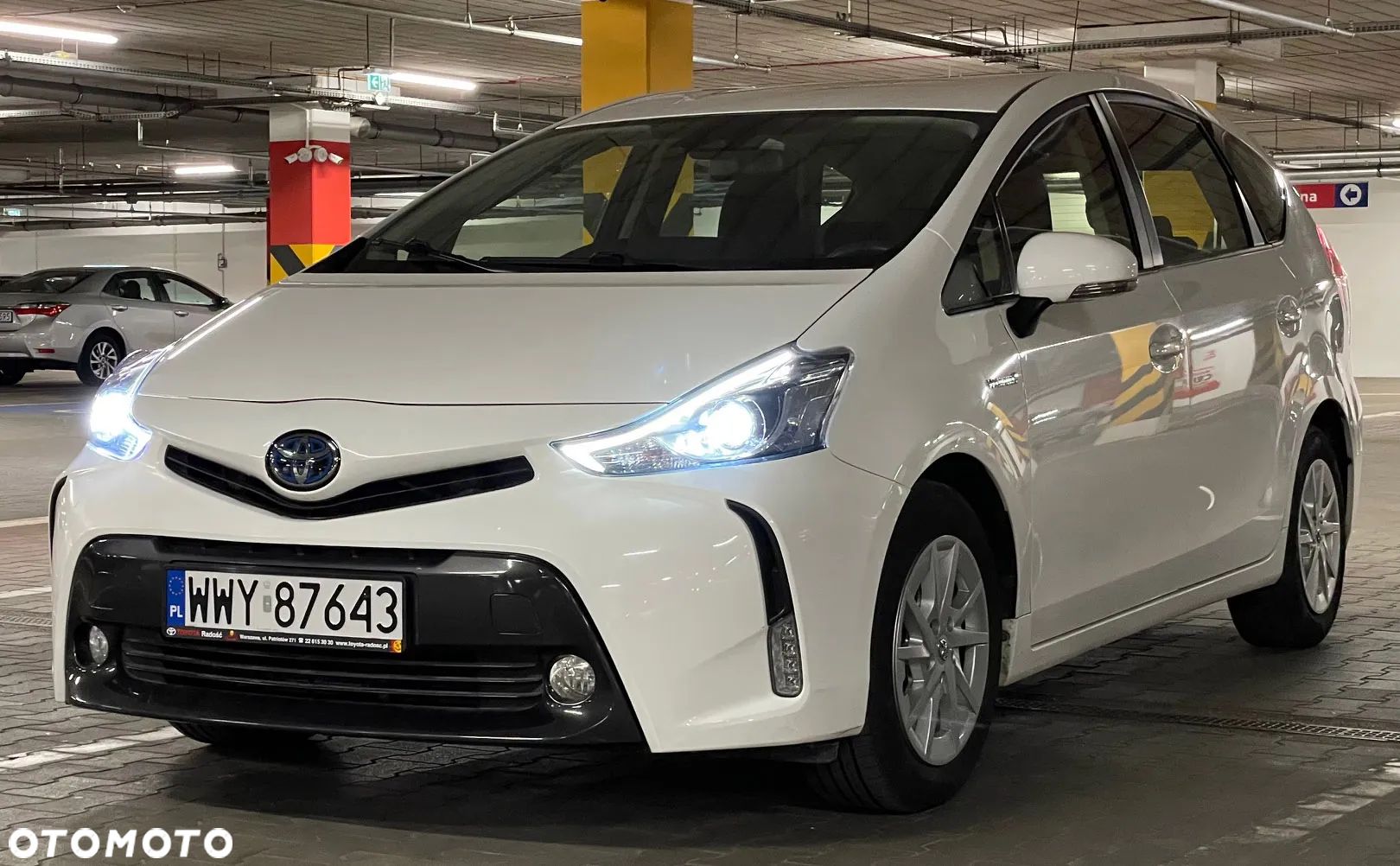 Toyota Prius+ (Hybrid) Executive - 1
