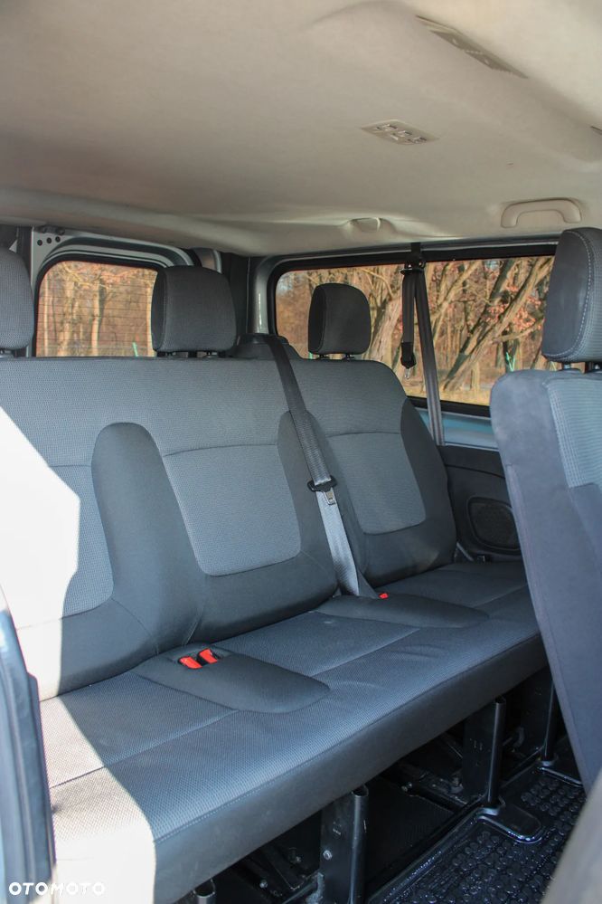 Renault Trafic - 16
