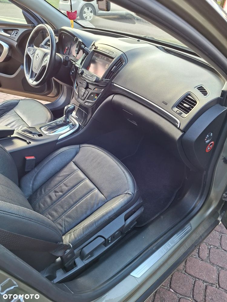 Opel Insignia - 19