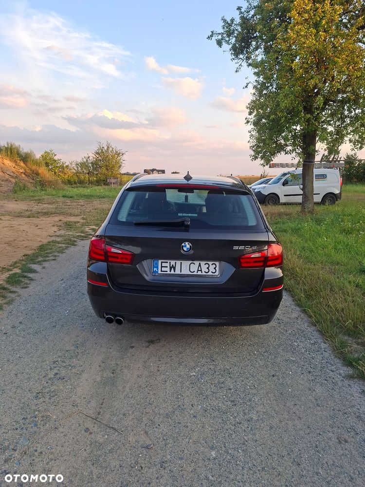 BMW Seria 5 520d - 4