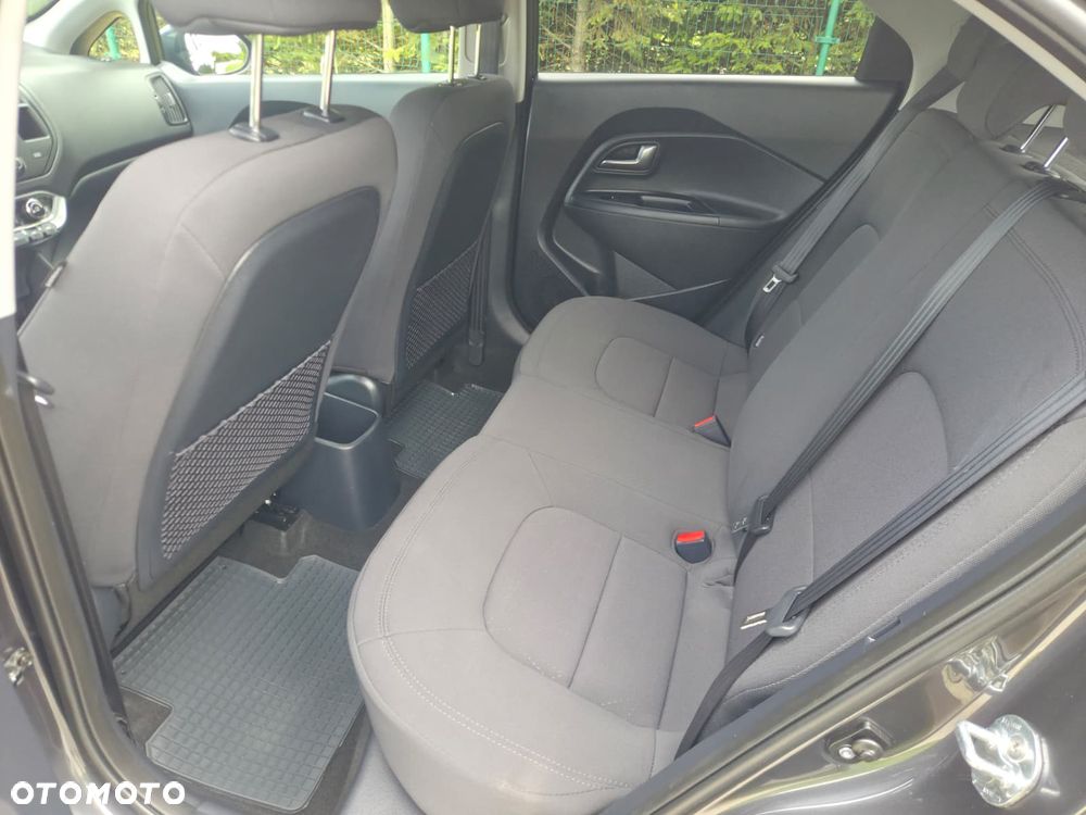Kia Rio 1.2 L - 14