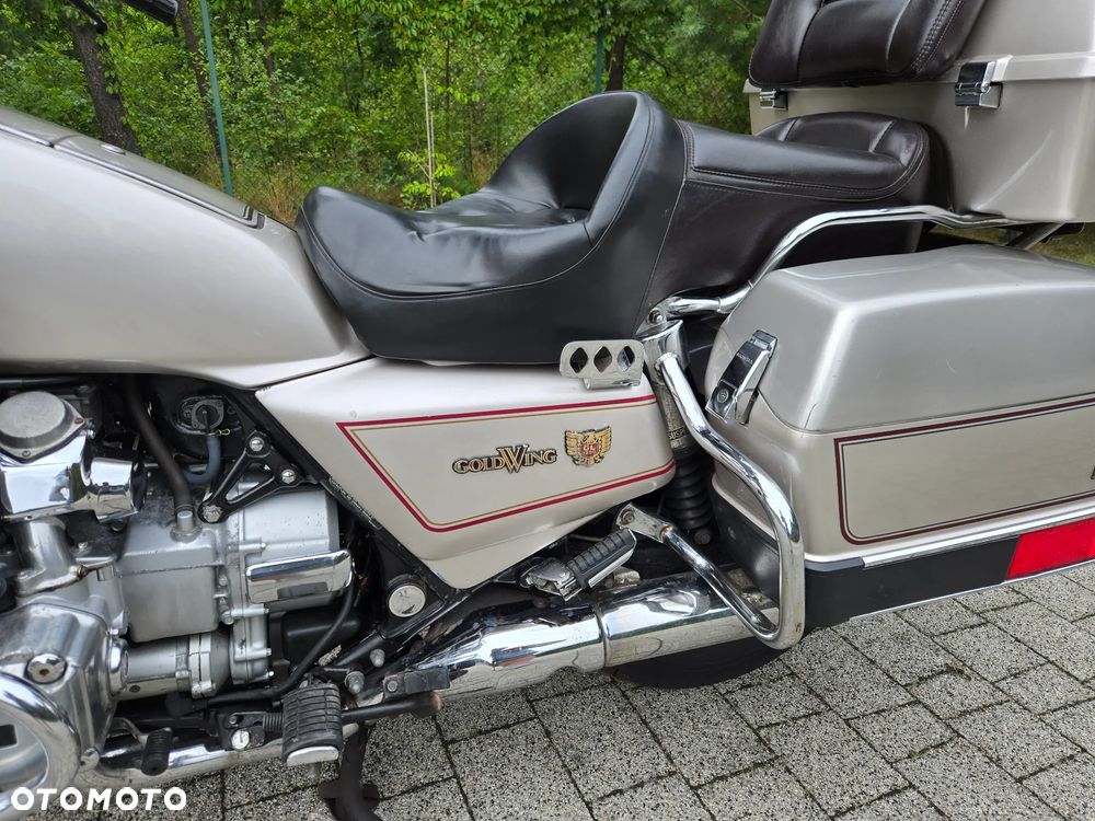 Honda GL - 28