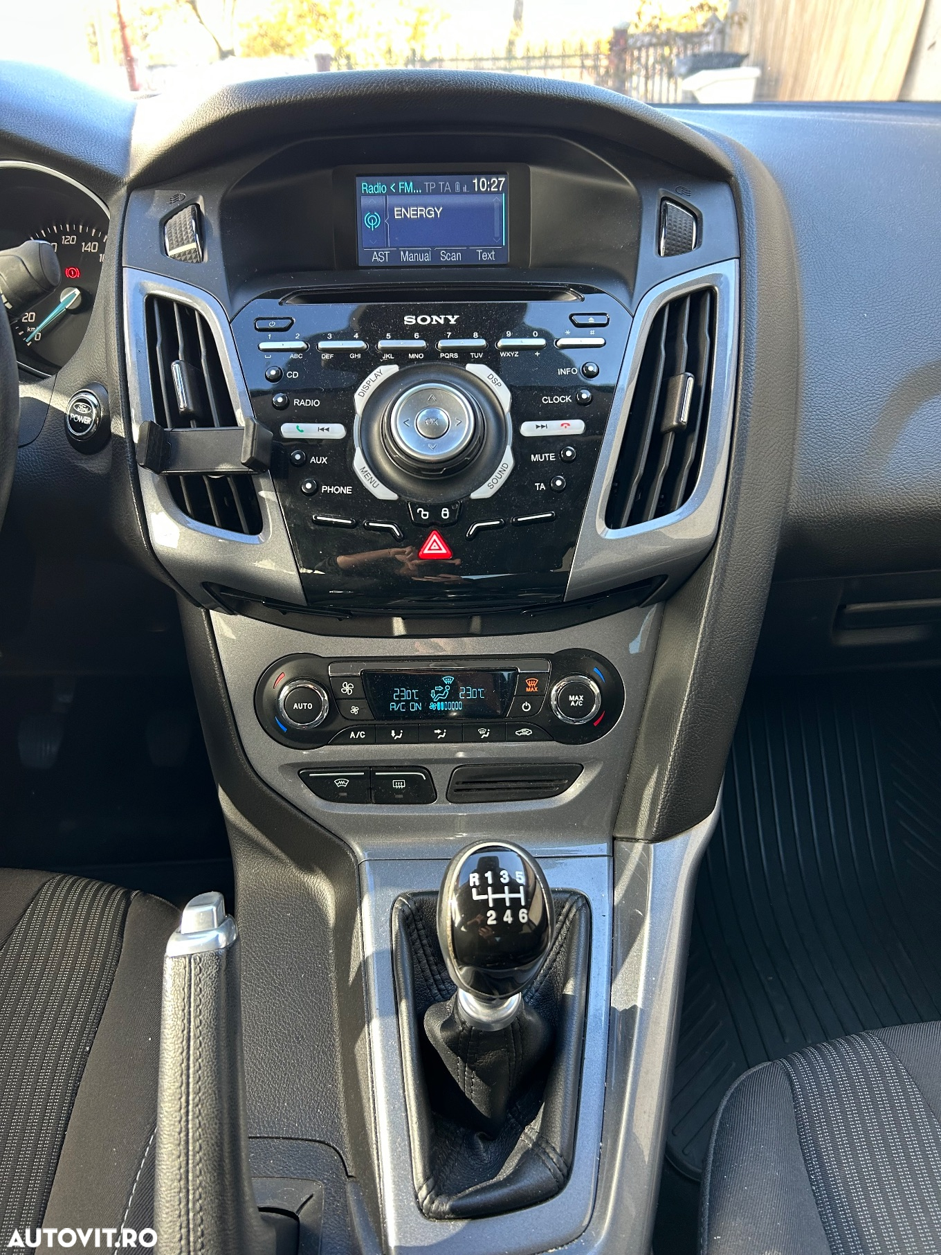 Ford Focus 1.6 TDCi DPF Titanium - 8