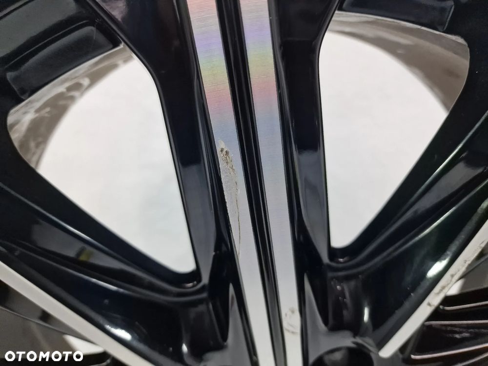 AUDI Q4 RS RSQ4 89A 8JX20H2 ET45 ET 45 FELGA ALUMINIOWA 20 CALI 20" POJEDYNCZA , NR 89A601025K / 89A601025 K , NR AUKCJI FELGA1 - 3