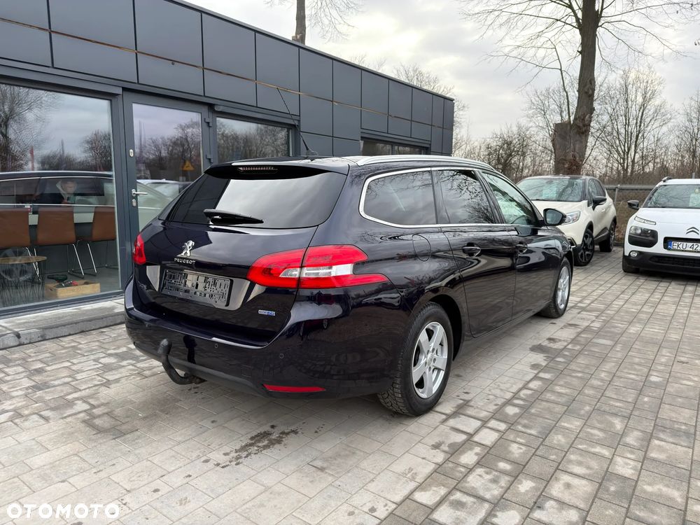 Peugeot 308 1.6 BlueHDi Allure S&S - 6