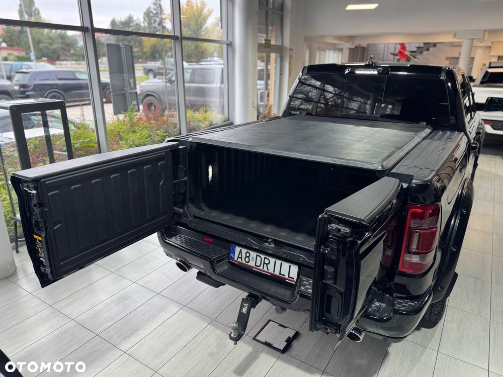 RAM 1500 - 17