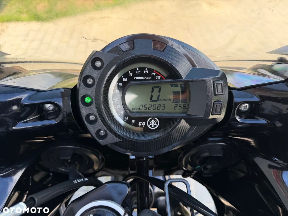Yamaha FZ - 22