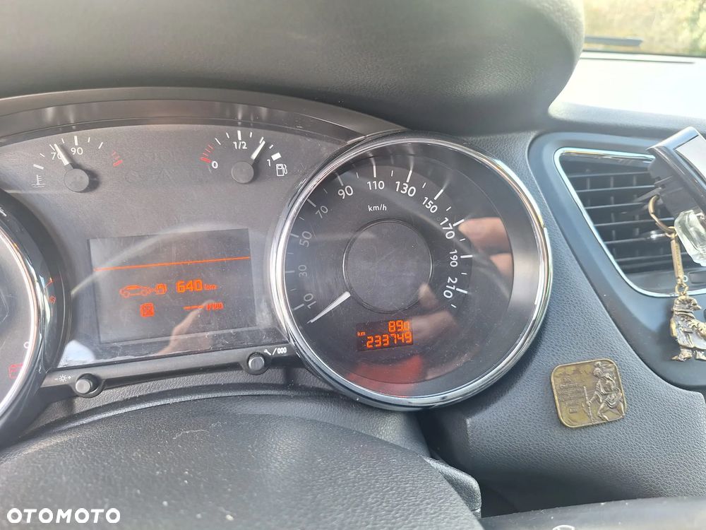 Peugeot 5008 2.0 HDi Premium - 6
