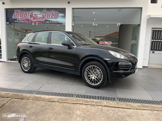Porsche Cayenne - 32