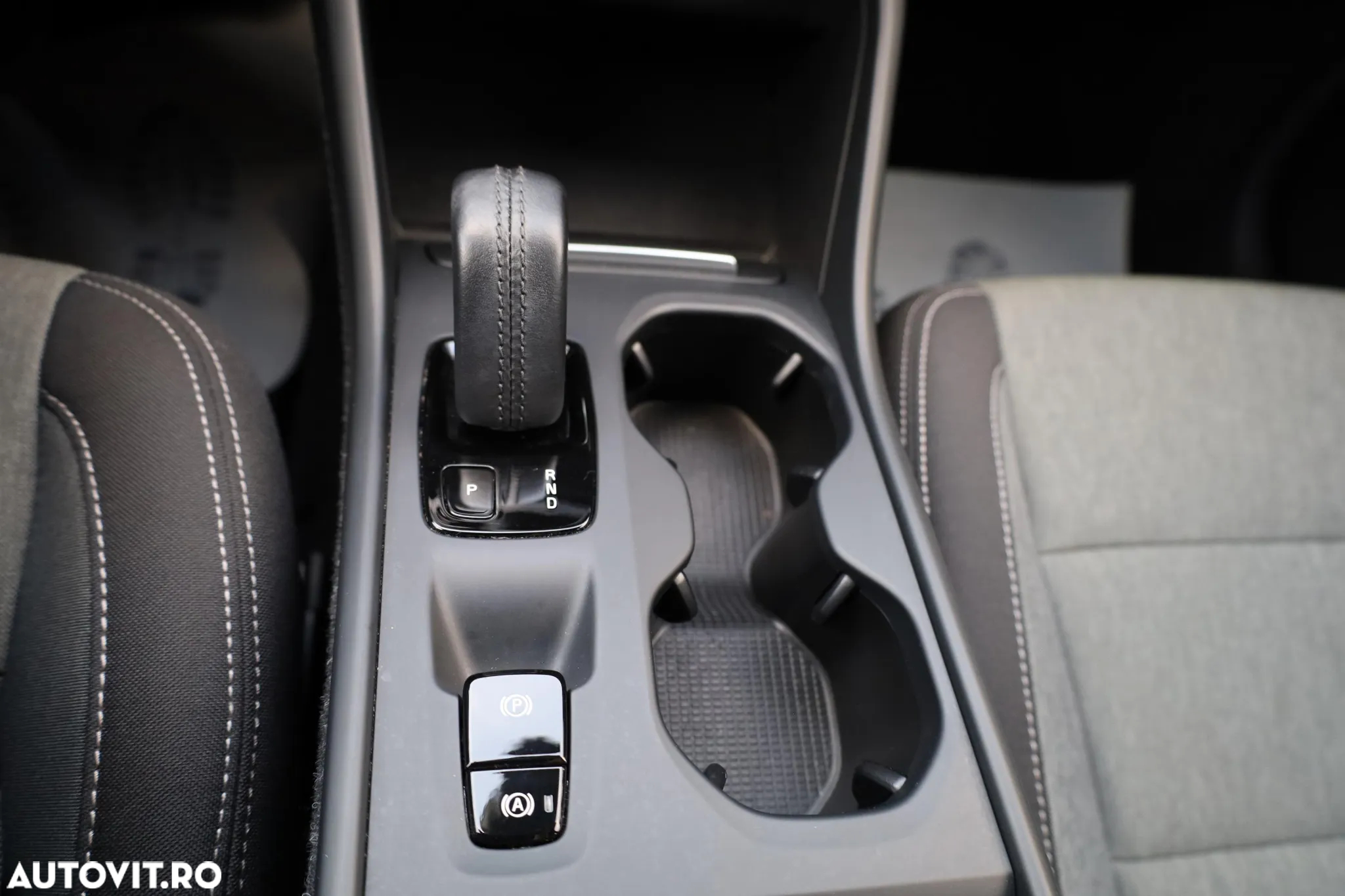 Volvo XC 40 T2 AT8 Momentum - 20