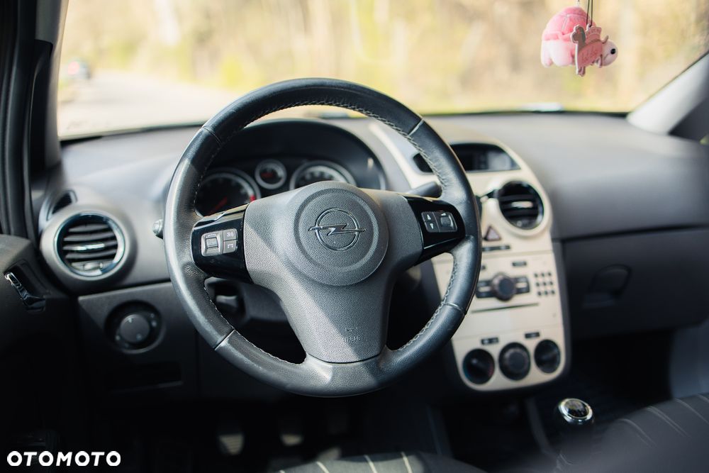 Opel Corsa - 14
