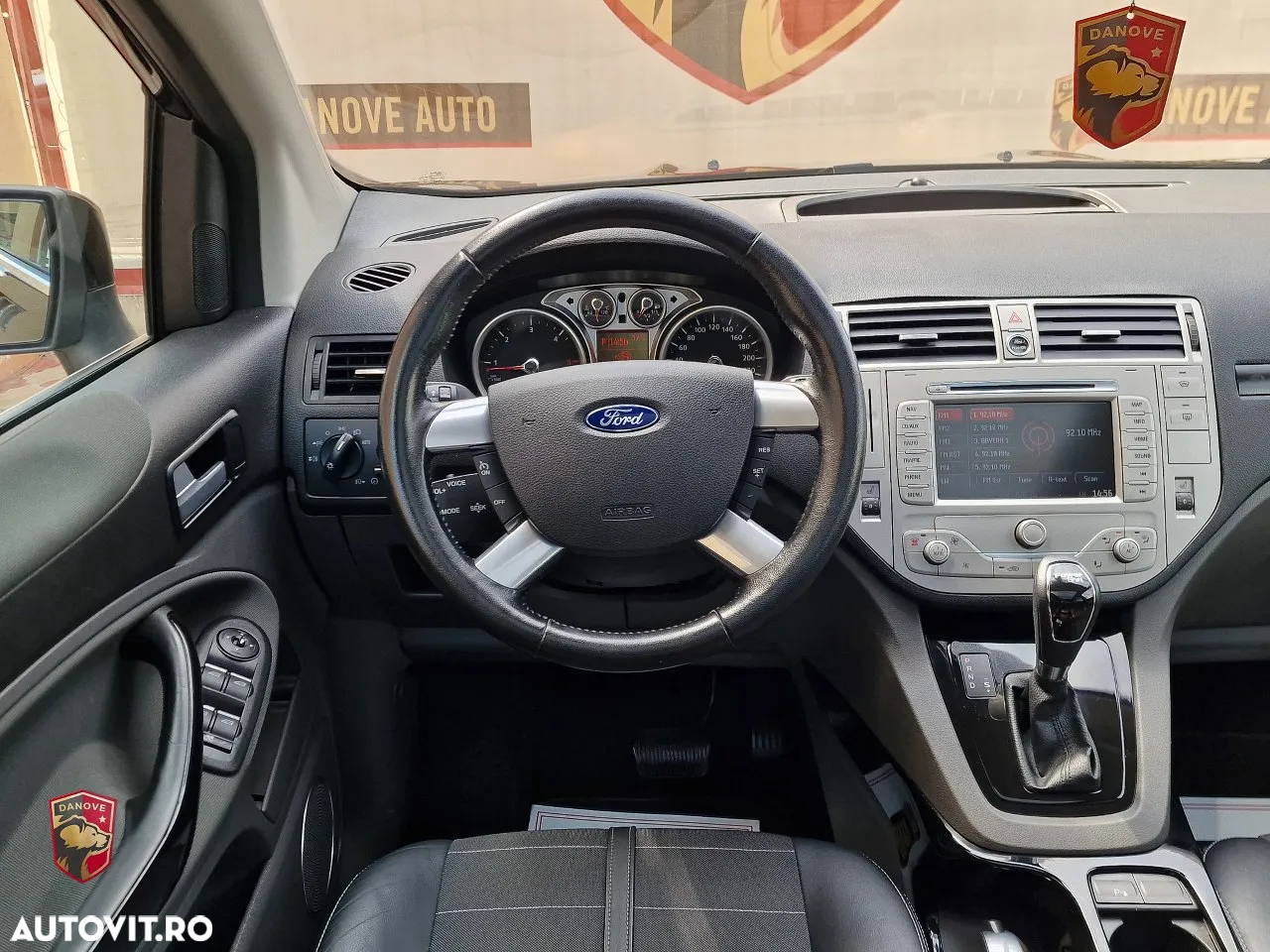 Ford Kuga 2.0 TDCi 4x4 Aut. Trend - 19