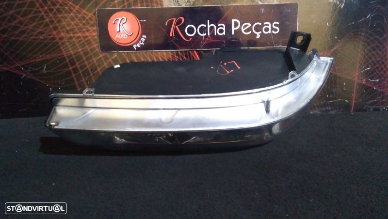 Ótica Dto Fiat Palio Weekend (178_) - 5