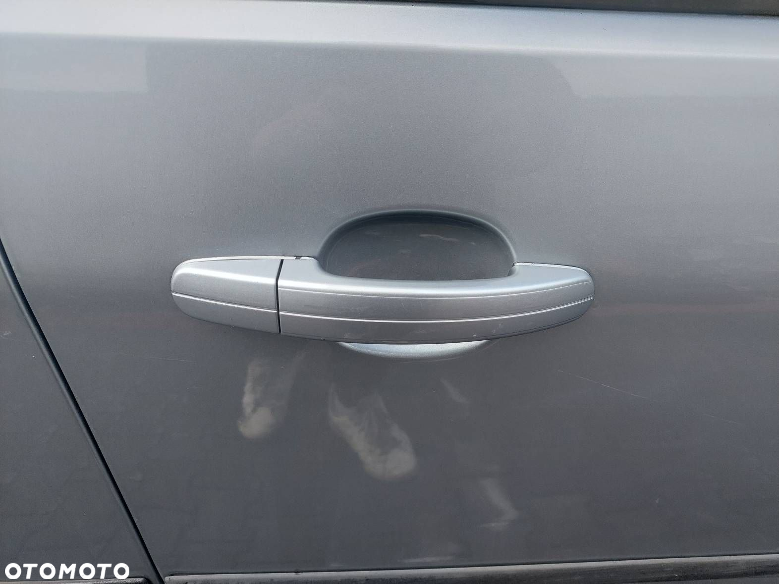 DRZWI KOMPLETNE PRAWY PRZÓD FORD C-MAX I D1 - 2