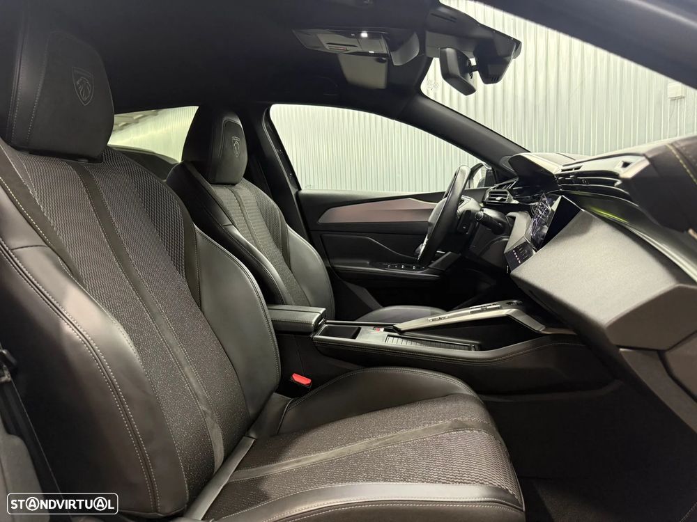 Peugeot 308 1.6 Hybrid GT Pack e-EAT8 - 23