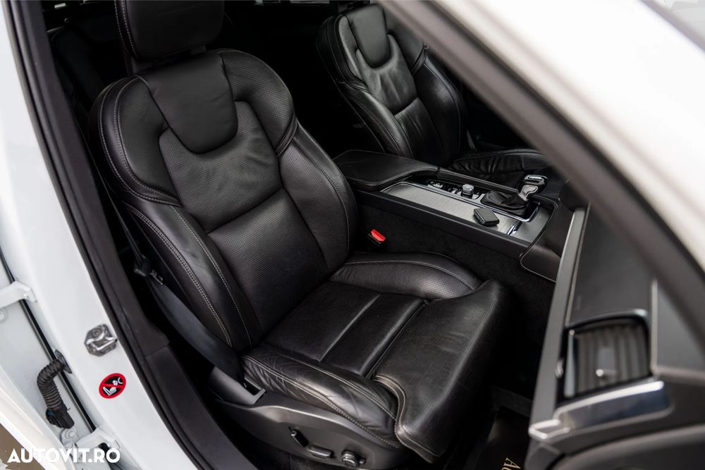 Volvo XC 90 D5 AWD Geartronic Inscription - 19