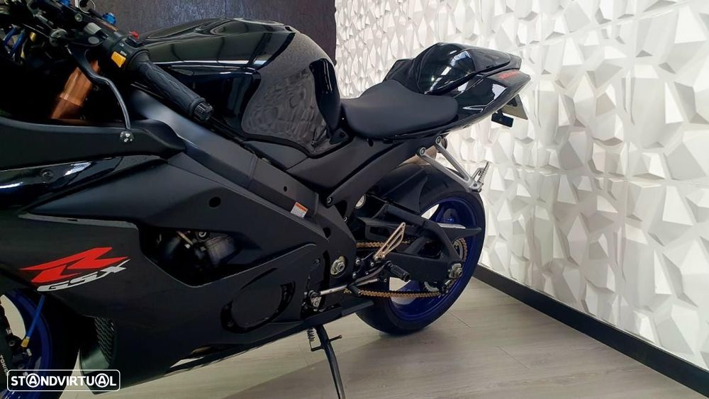 Suzuki GSX-R 1000 K6 - 11