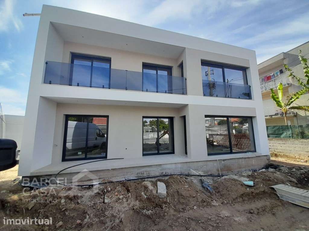T2 com garagem, em construção em Galegos (Santa Maria) - Barcelos - Grande imagem: 2/13