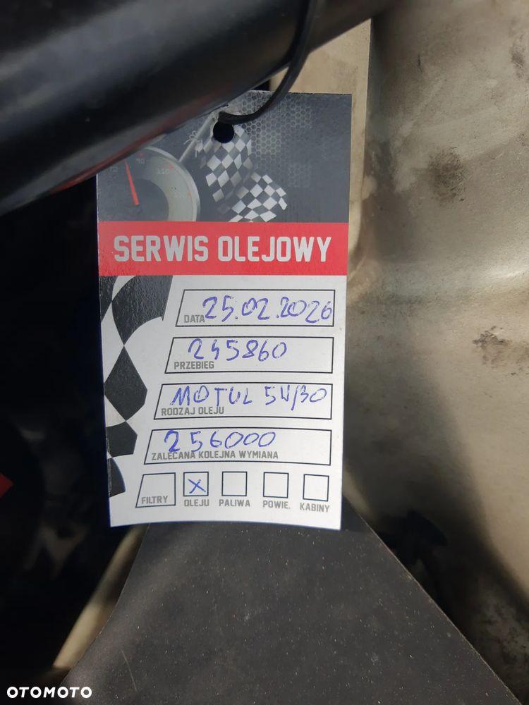 BMW Seria 5 520d - 13
