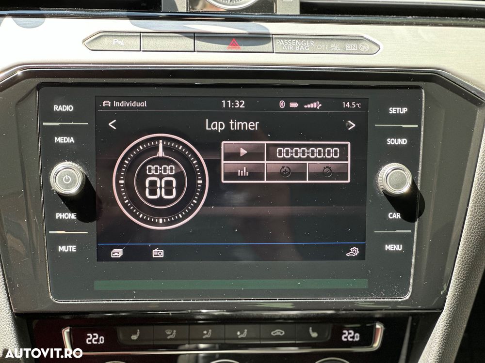 Volkswagen Passat - 28