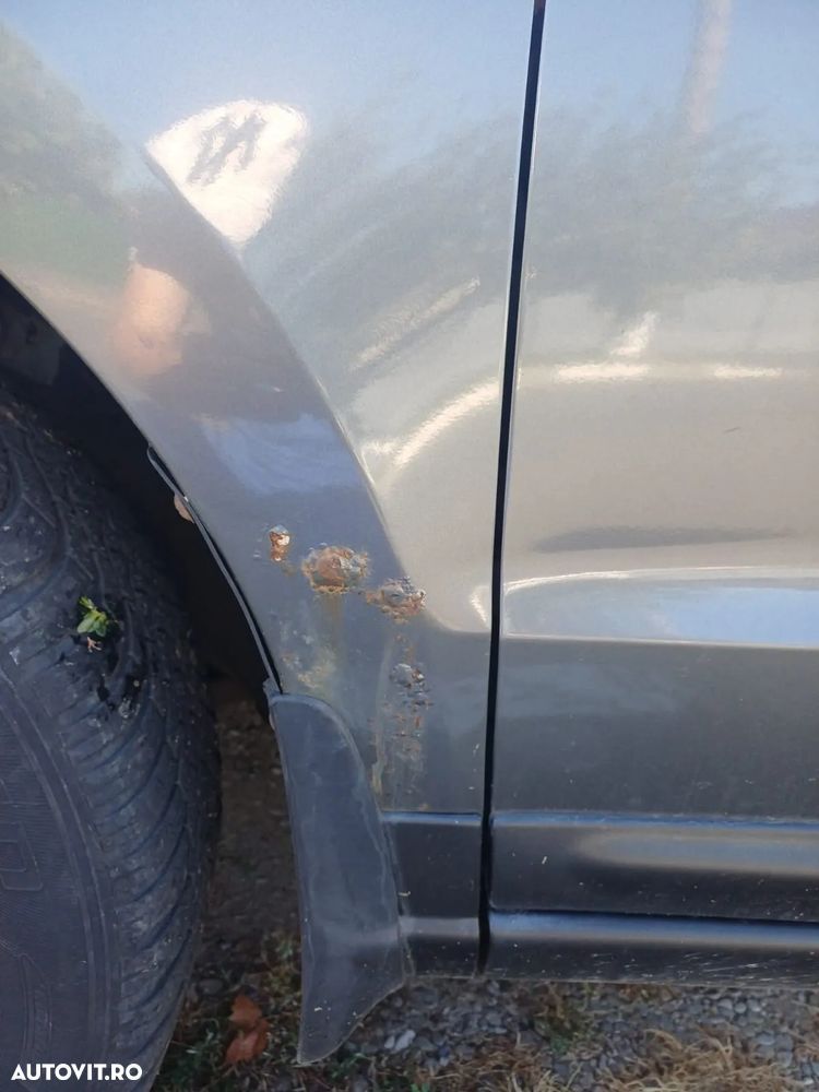 Hyundai Santa Fe 2.2 DSL VGT 5 SEATS 4WD - 8