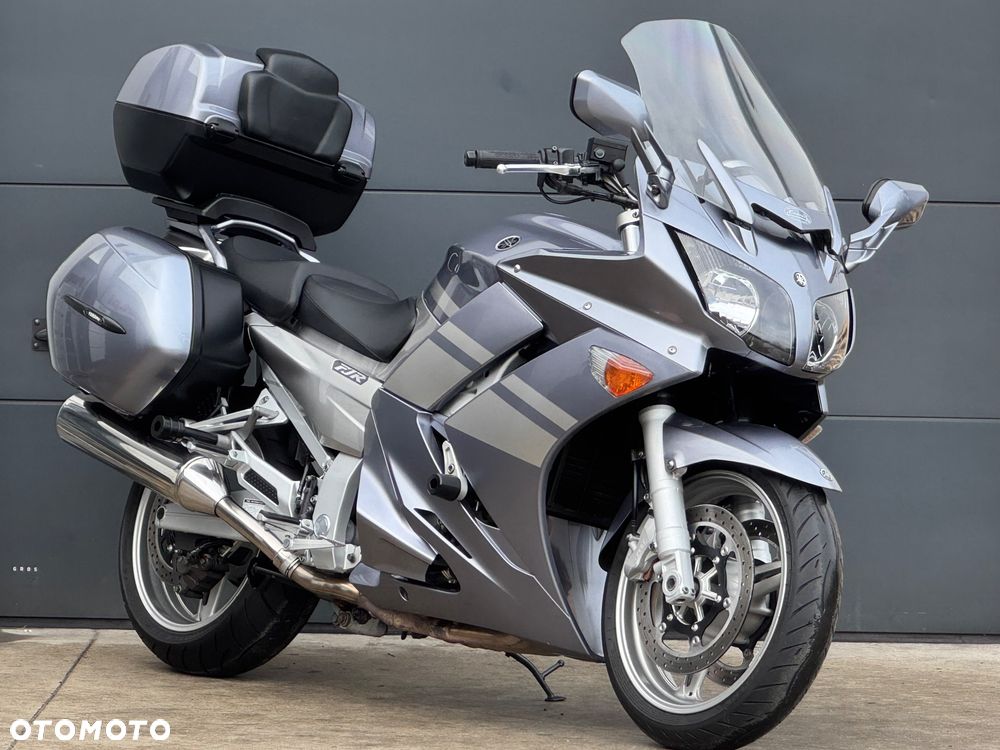 Yamaha FJR - 1