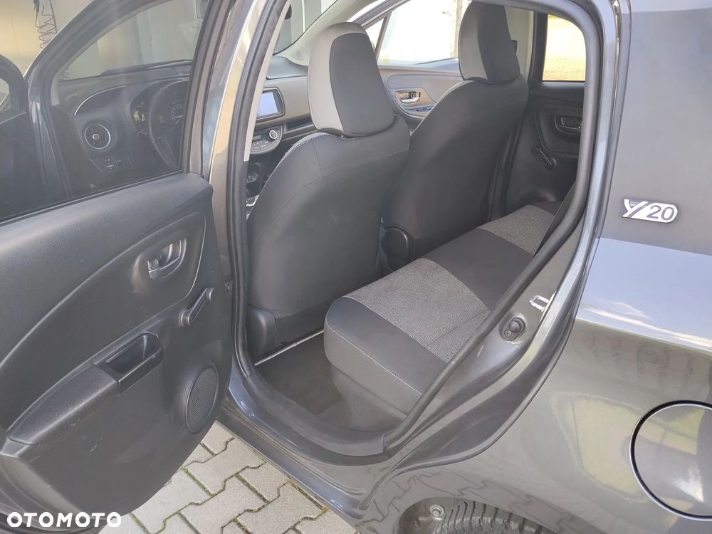 Toyota Yaris - 9