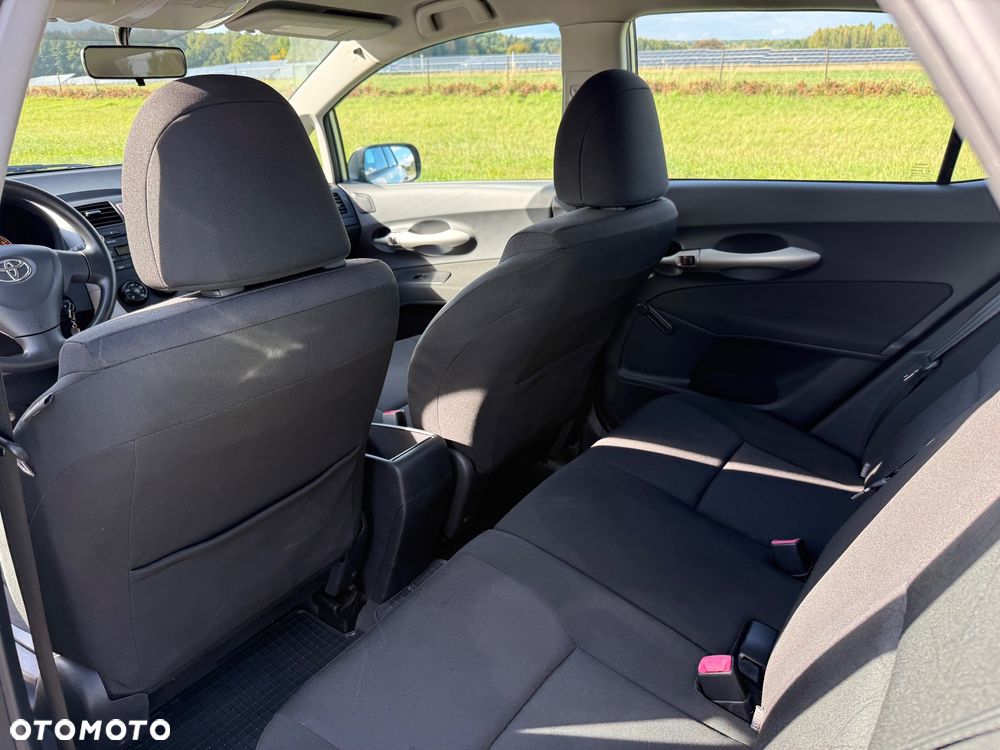 Toyota Auris - 22