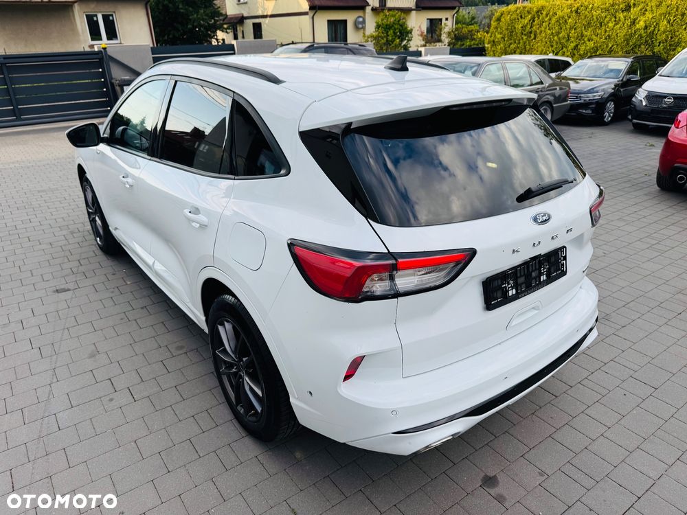 Ford Kuga 2.5 Duratec FHEV 4x4 ST-LINE X - 10